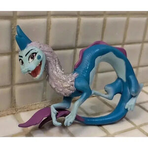 4.5” RAYA THE LAST DRAGON DISNEY PVC TOY DRAGON Glittery Hair Cake Topper